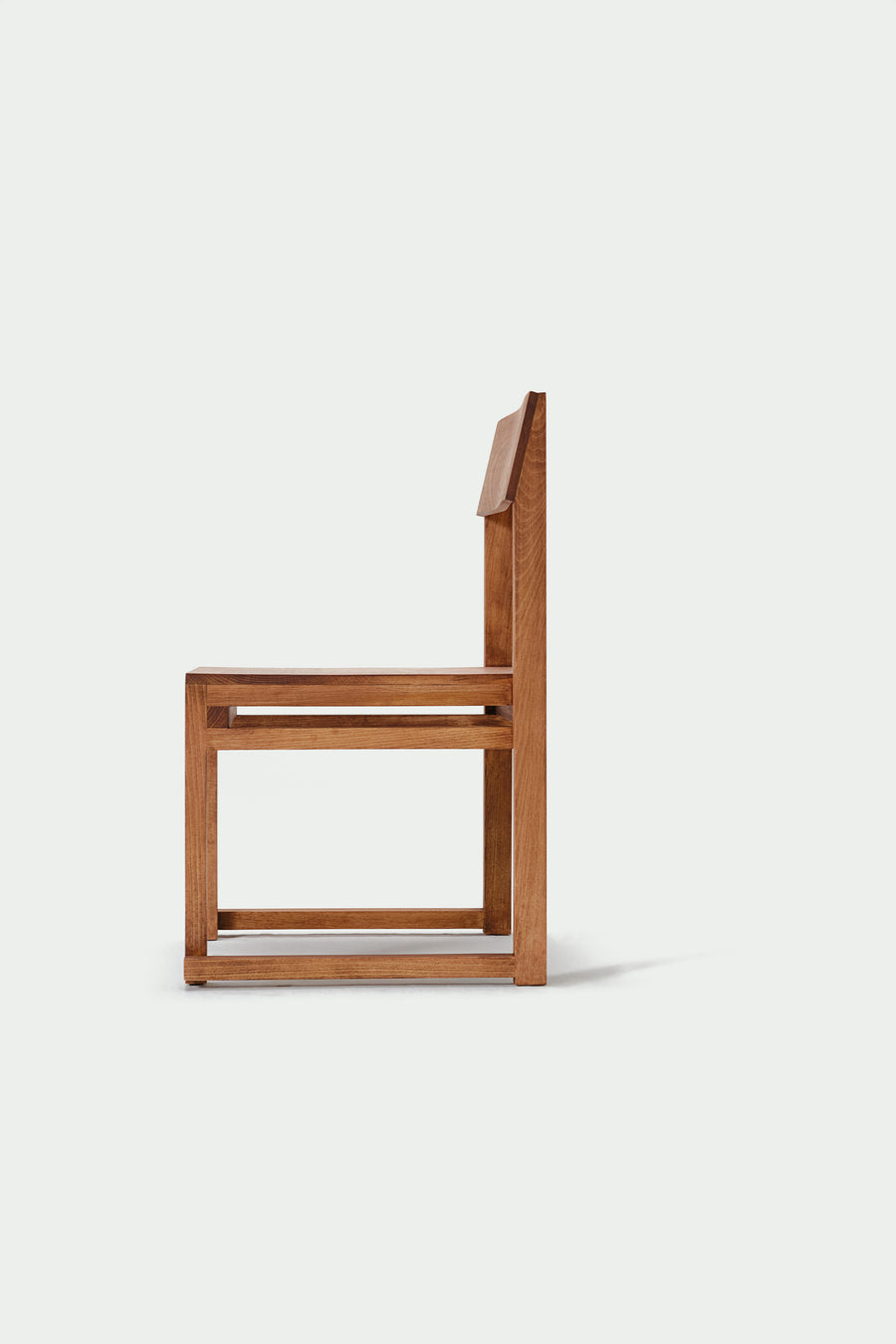 Silla Sencilla de madera maciza, detalle del acabado — Marlot Baus