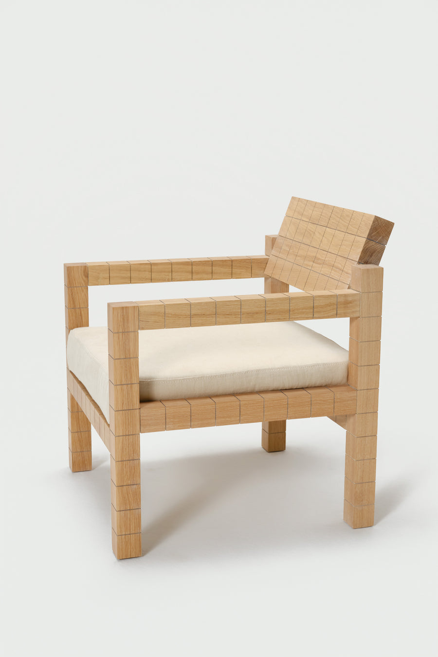 Silla con reposabrazos Mosaico de madera maciza, detalle del material — Marlot Baus