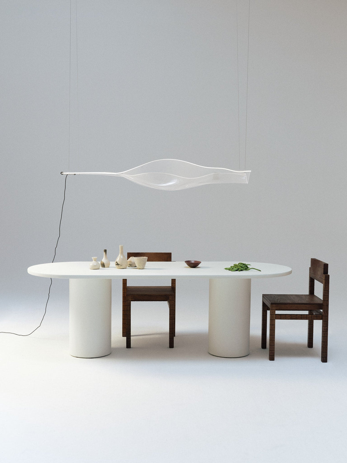 Mesa de comedor Yay redonda de microcemento — Marlot Baus