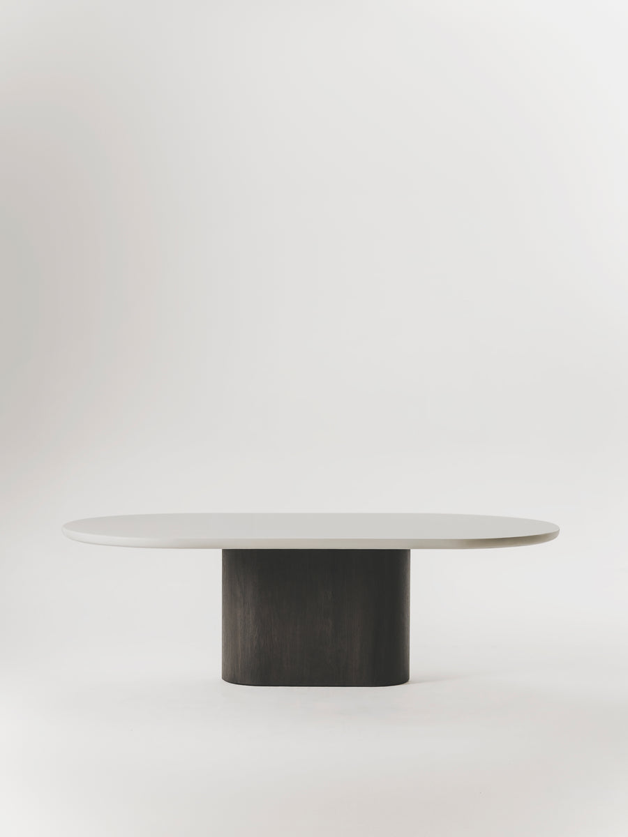Mesa de comedor Celli de microcemento y madera — Marlot Baus