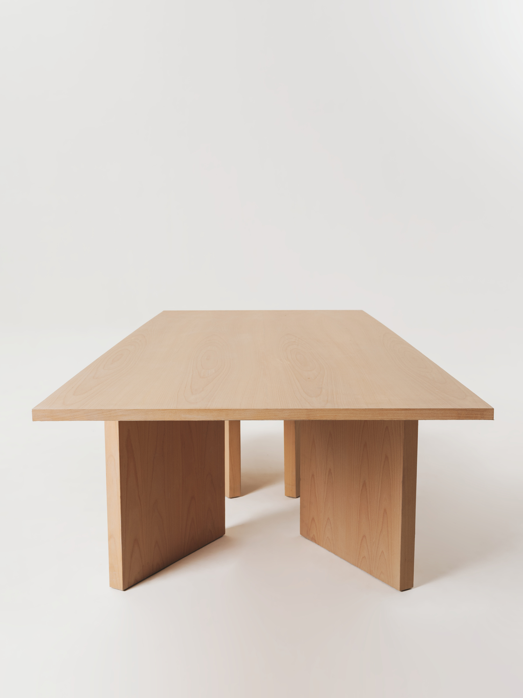 Heja Dining Table