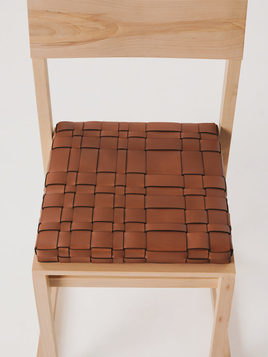 Trenzar leather cushion