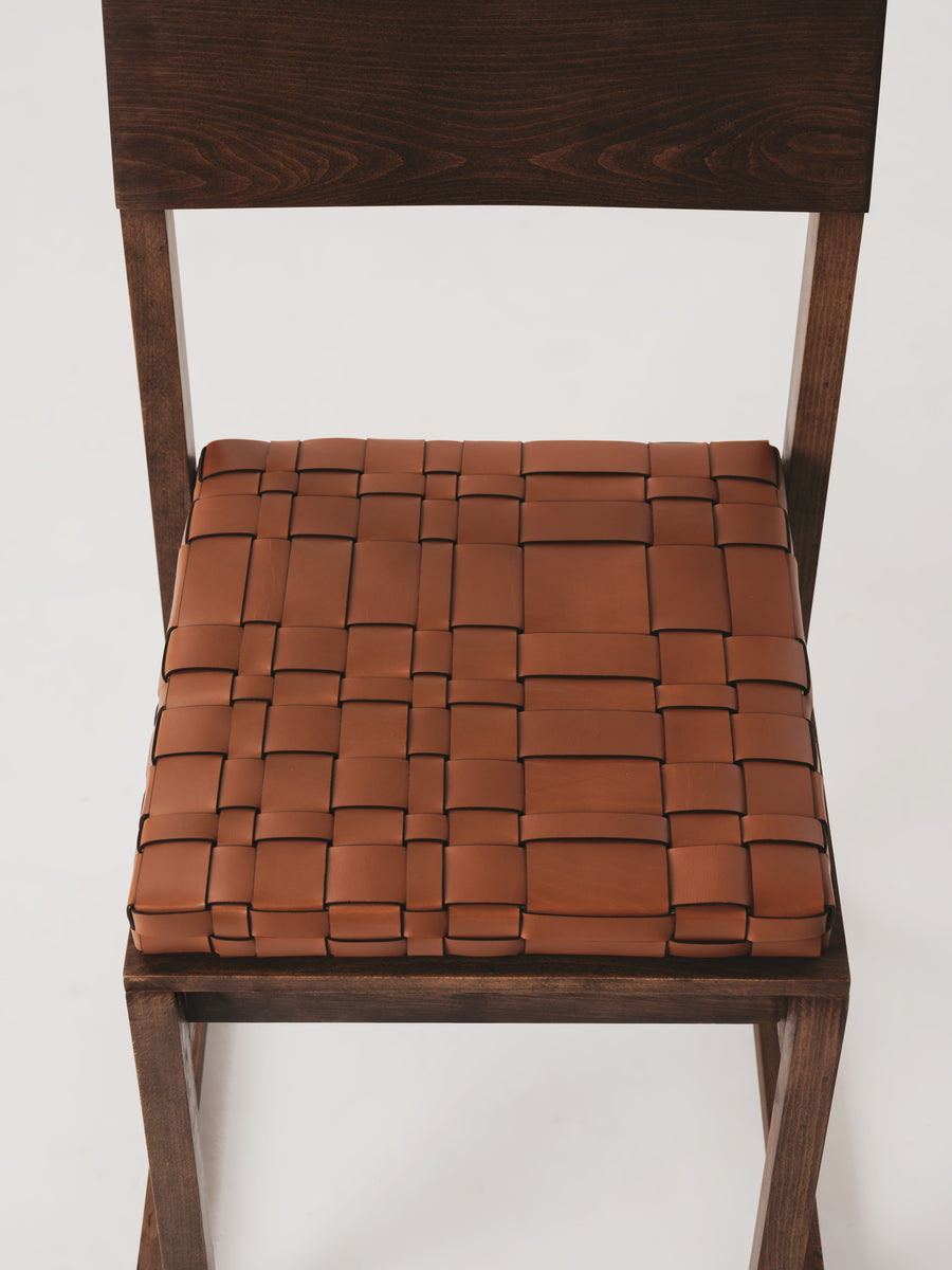 Trenzar leather cushion