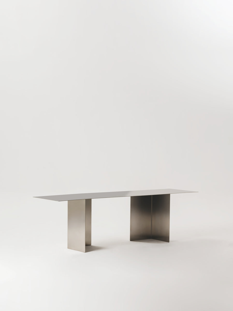 Acnes Studio Table