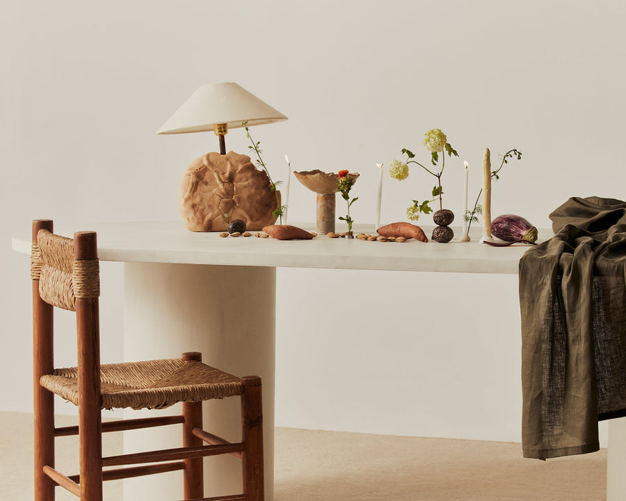 Oval Reye dining table in white beech