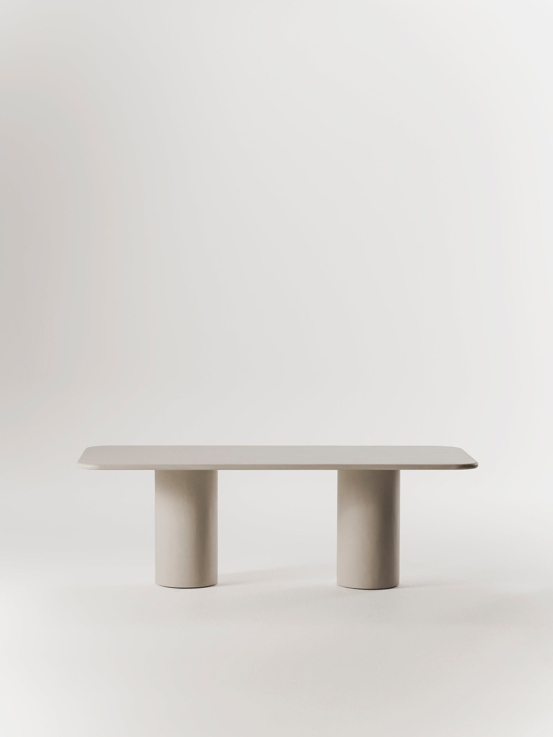 Julinha dining table in white beech